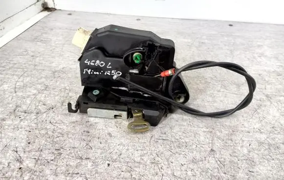 Mini One - Cooper R50 - 53 Front door lock 