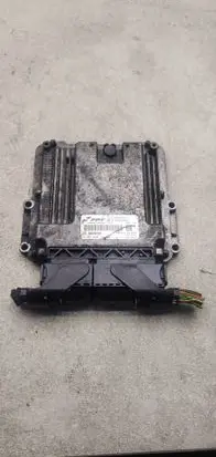 Iveco Daily 5th gen Engine control unit/module 10R035562 504359918 0281020149