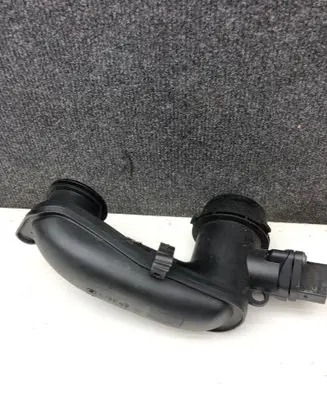 Mercedes-Benz Vaneo W414 Mass air flow meter 6680900529
