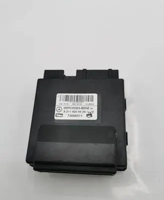 Mercedes-Benz E W211 Tailgate/trunk control unit/module A2118209426 73666511