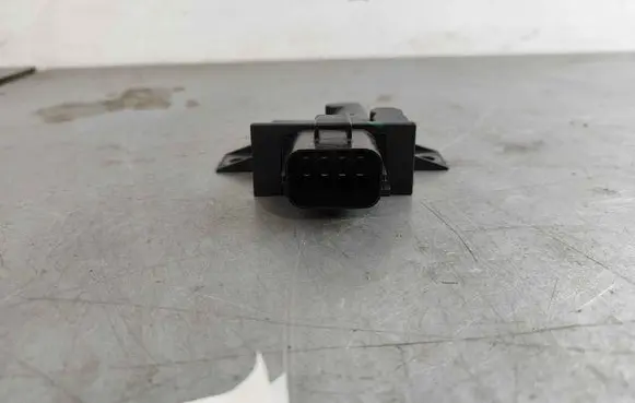 Jaguar XE Fuel injection pump control unit/module T2H60345