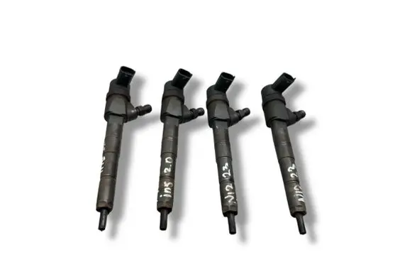 Opel Insignia A Fuel injectors set 0445110327