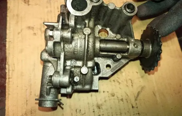 Renault Trafic II (X83) Oil pump 8200346592 8200345633 150157688r