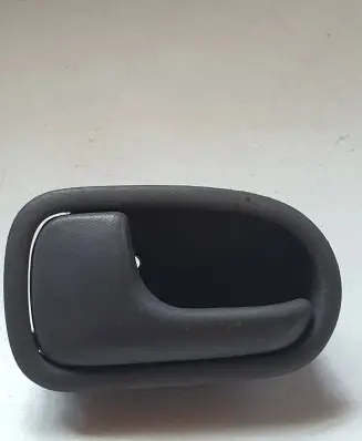 Mazda 626 Rear door interior handle DH221