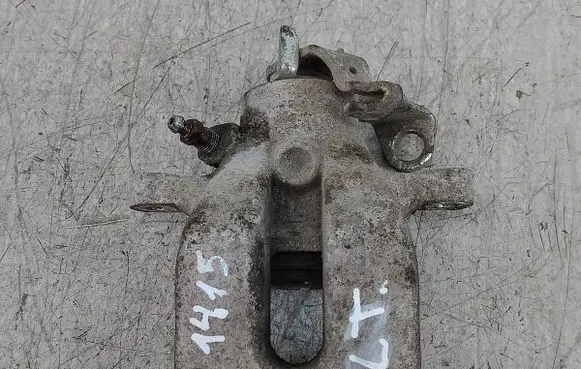 Peugeot 307 Rear brake caliper 1351828-PC054