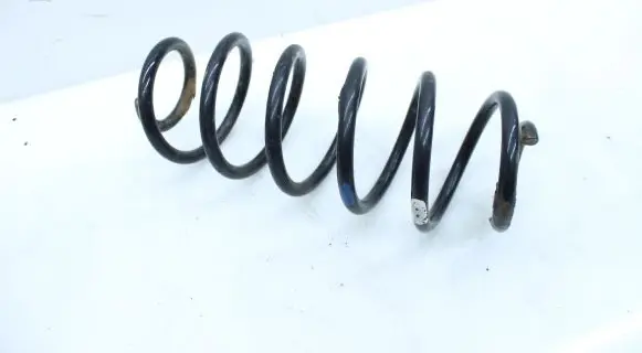 Toyota Auris 150 Rear coil spring