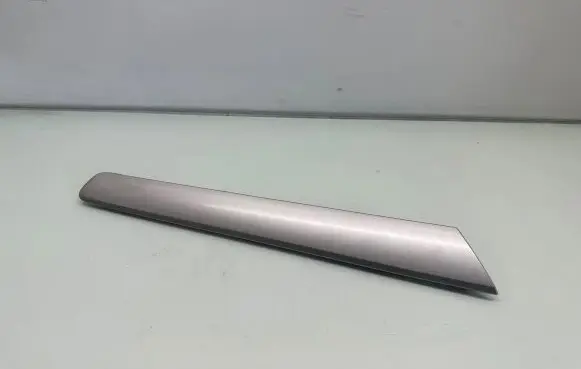 Volkswagen Jetta VI Front door trim bar 5C6867440A