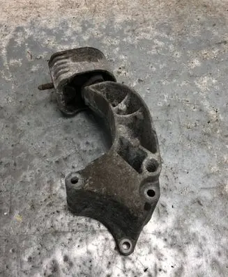 Mercedes-Benz A W169 Engine mounting bracket A1692410601
