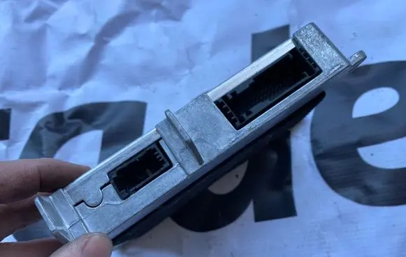 Mercedes-Benz CLS C219 Bluetooth control unit module A2118701885 2118701885