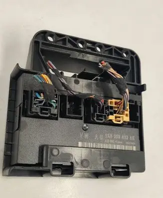 Volkswagen Jetta V Comfort/convenience module 1K1907348A 1K0959433AK