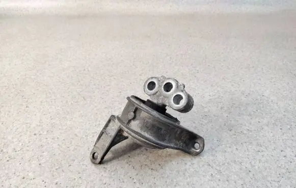 Opel Zafira A Engine mount vacuum valve 