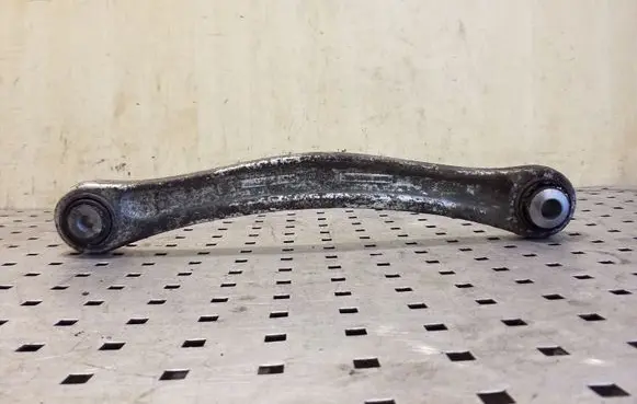 Volkswagen Touareg II Rear control arm 7L0505376A