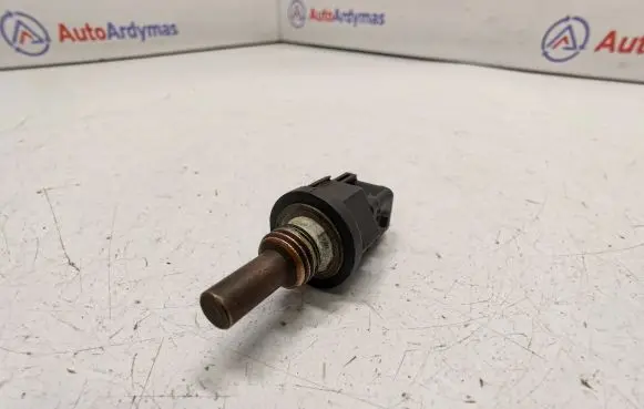 Coolant temperature sensor