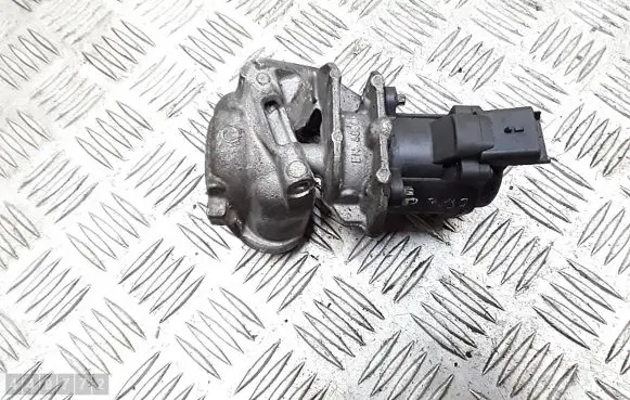 Peugeot 307 CC EGR valve cooler 9685640480