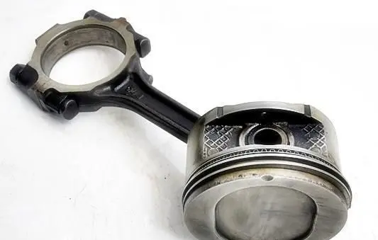 Chrysler Grand Voyager III Piston with connecting rod 7715341840