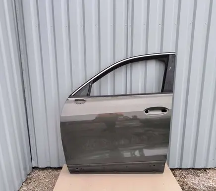 Volkswagen Tayron II Front door 57N831311