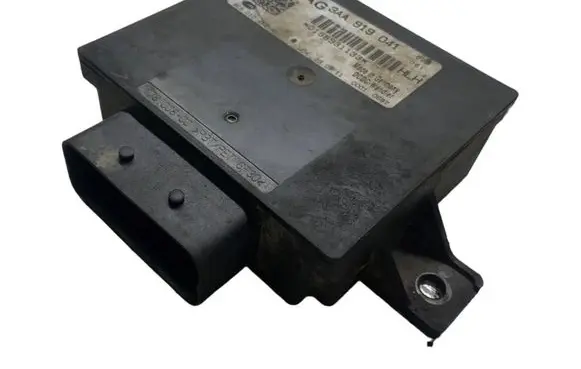 Volkswagen PASSAT B7 Power management control unit 3AA919041 0158931133 8ES01045240