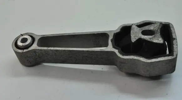 Engine mount bracket