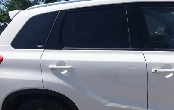 Suzuki Vitara (LY) Rear door