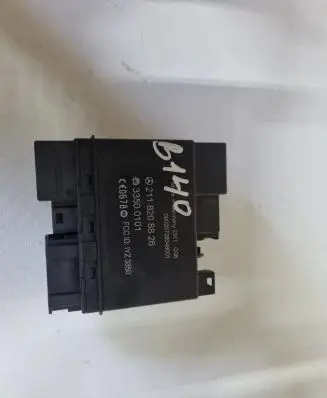 Mercedes-Benz E W211 Keyless (KESSY) go control unit/module 2118208826 33500101