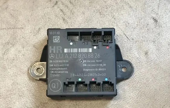 Mercedes-Benz E W212 Door control unit/module A2128208826