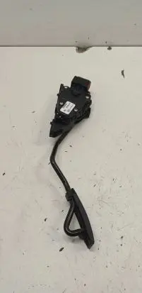 Nissan Primera Accelerator throttle pedal 18002AU410 6PV00862001