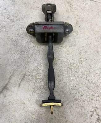 Nissan Pathfinder R51 Front door check strap stopper 