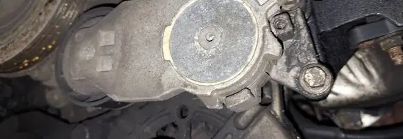 Ford Focus Generator/alternator belt tensioner 