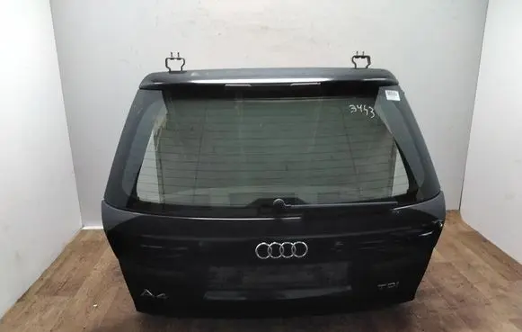 Audi A4 S4 B5 8D Tailgate/trunk/boot lid