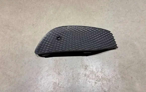 Mercedes-Benz E W213 Front bumper lower grill A2138851600
