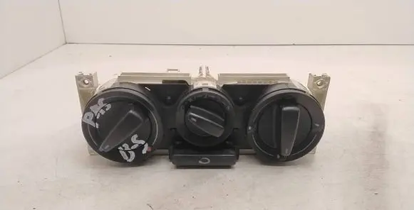 Volkswagen PASSAT B5 Climate control unit 1J0819045D
