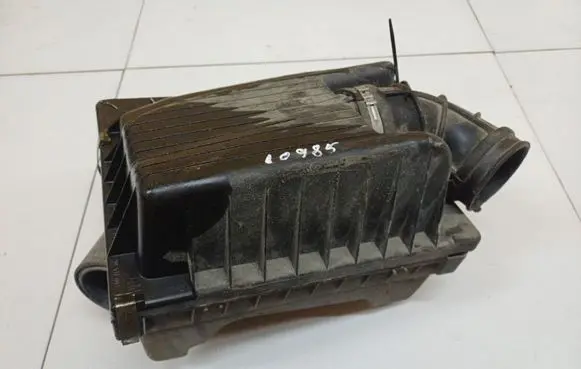 Opel Zafira A Air filter box 