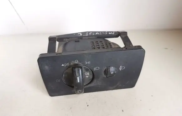 Ford Mondeo Mk III Light switch 1S7T13A024CB