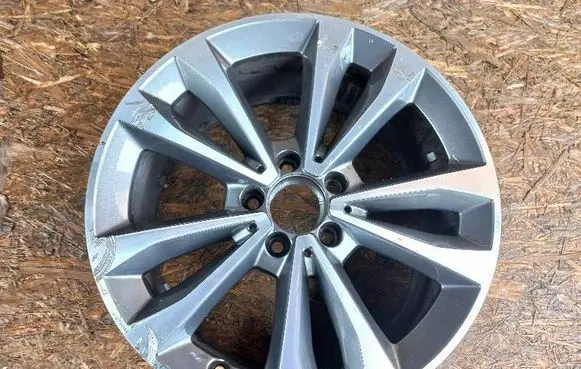 Mercedes-Benz V Class W447 R18 spare wheel A4474015400