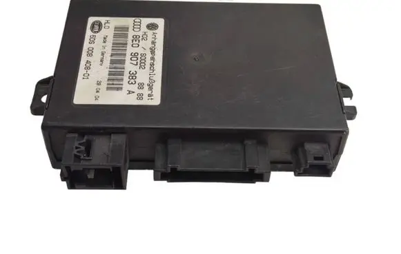 Volkswagen Touareg I Tow bar trailer control unit/module 8E0907383A S0002 5DS00840801