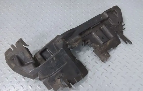 Citroen Jumpy Intercooler air guide/duct channel 9808276980 9812134180