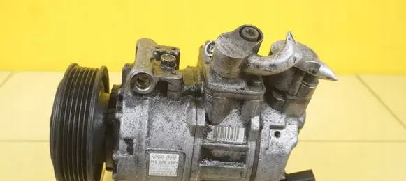 Volkswagen Touran I Air conditioning (A/C) compressor (pump) 1K0820859M BMY