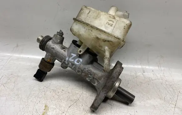 Mercedes-Benz C W203 Master brake cylinder A2034300002