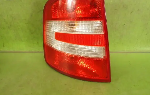 Skoda Fabia Mk1 (6Y) Rear/tail lights