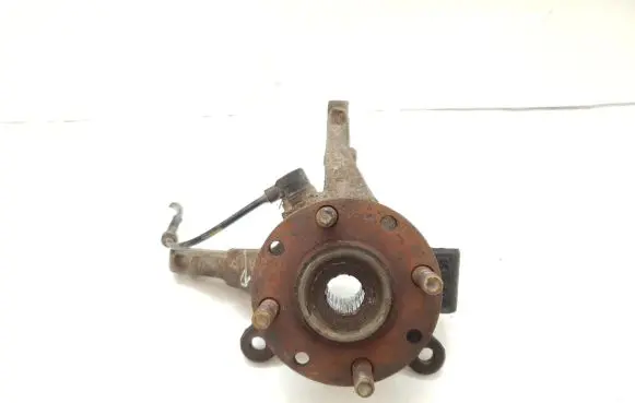 Mitsubishi Carisma Front wheel hub spindle knuckle