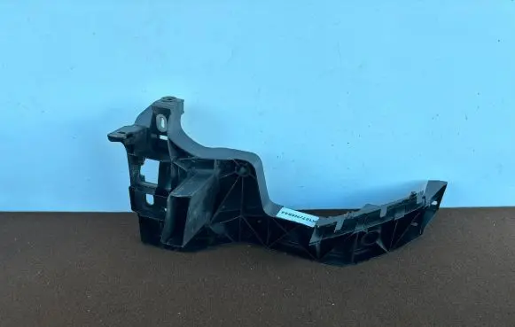 Audi Q8 Headlight/headlamp mounting bracket 4M8805607A