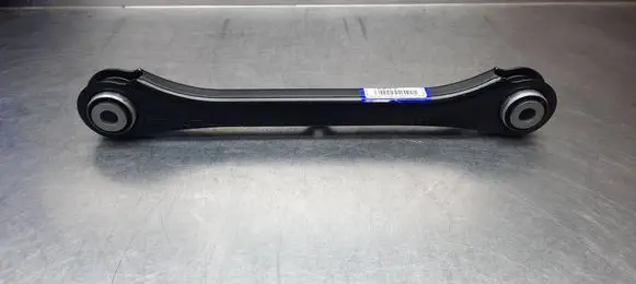 Volvo XC40 Rear control arm 32221140 01022504382300