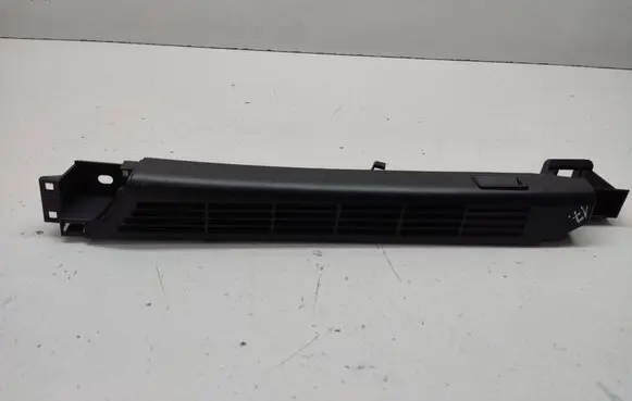 BMW 3 E46 Parcel shelf grill 8208371