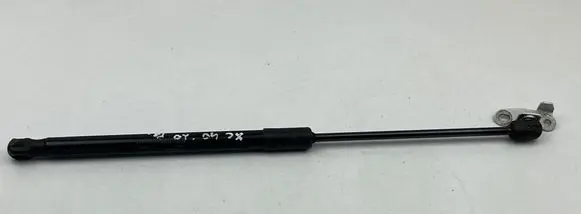 Volvo XC40 Tailgate strut 32206883