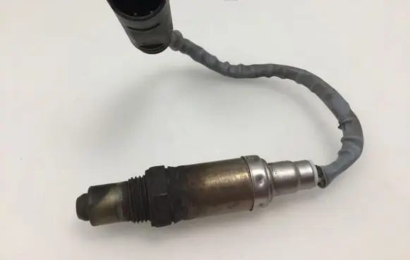 BMW 7 E65 E66 Lambda probe sensor 7512973