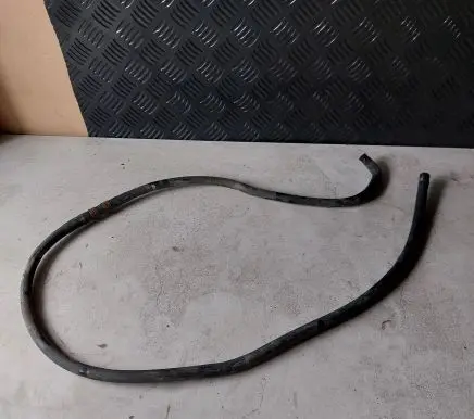 Volvo XC90 Engine coolant pipe/hose 8684366 CZ0603
