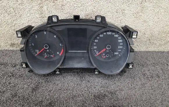 Volkswagen PASSAT B8 Speedometer (instrument cluster) 3G0920741