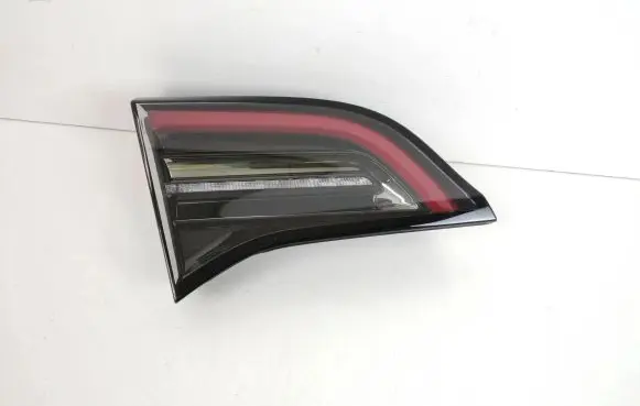 Tesla Model Y Tailgate rear/tail lights 150208800C