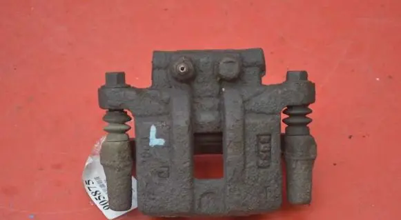 Chrysler Sebring (JS) Rear brake caliper