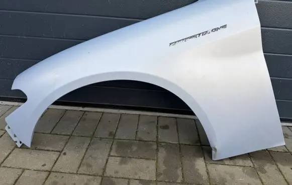 Alfa Romeo Giulia Fender 5184864